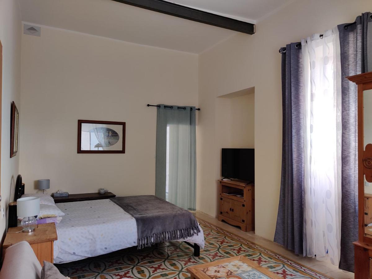 Ellas Place Tarxien Luaran gambar